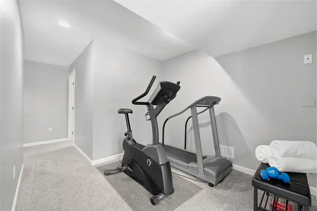 1039 South Lake Drive gallery image 23