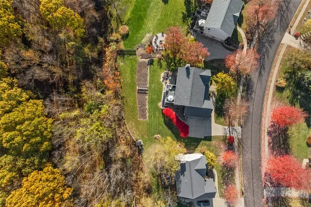 1039 South Lake Drive gallery image 32