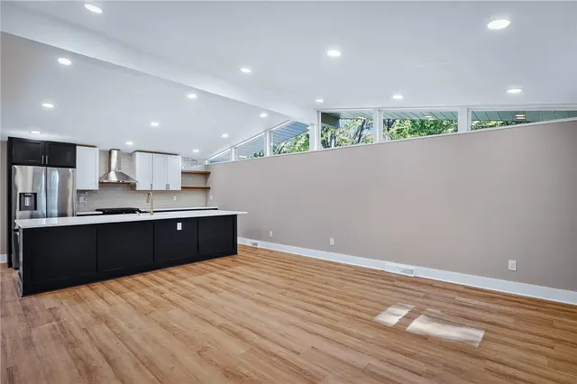 10390 Meinert Rd gallery image 18