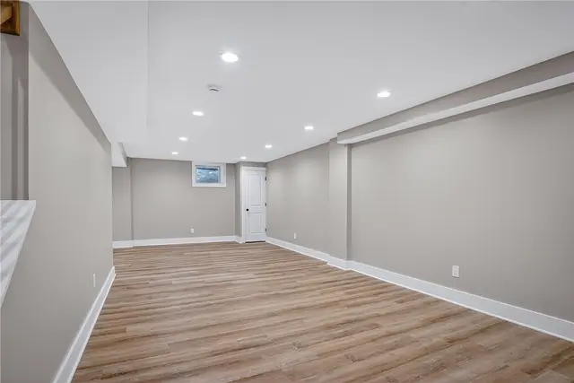 10390 Meinert Rd gallery image 19