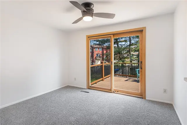 104 Bellwood Ct gallery image 17