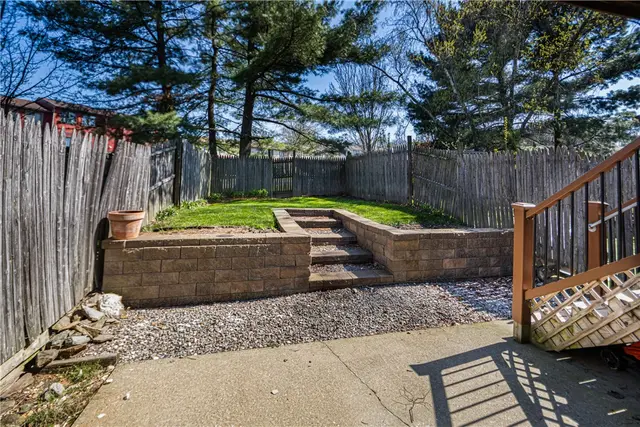 104 Bellwood Ct gallery image 23