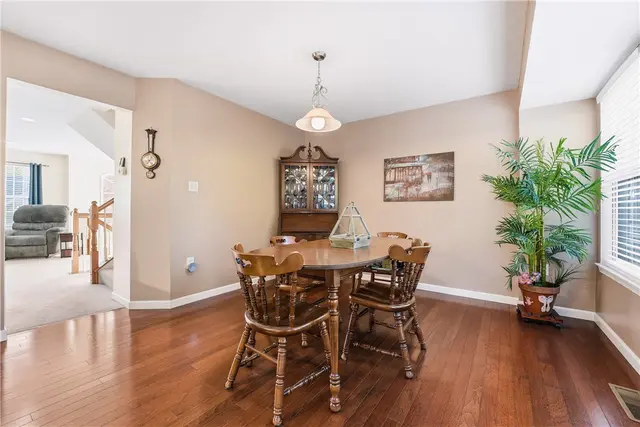 104 Broadstone Drive gallery image 2