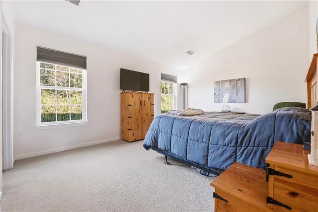 104 Broadstone Drive gallery image 13