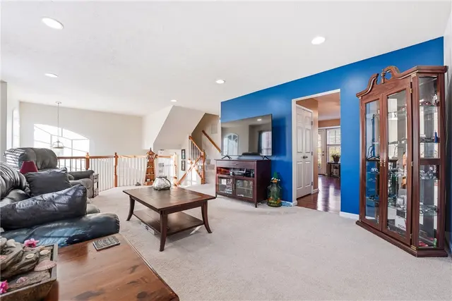 104 Broadstone Drive gallery image 28