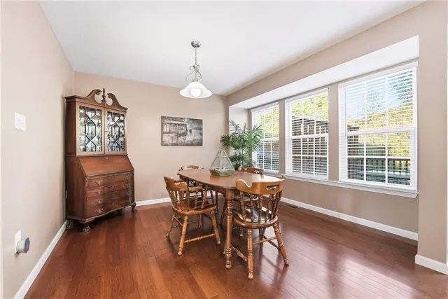 104 Broadstone Drive gallery image 30