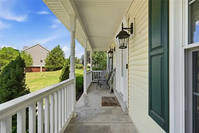 104 Brookshire DRIVE gallery image 42