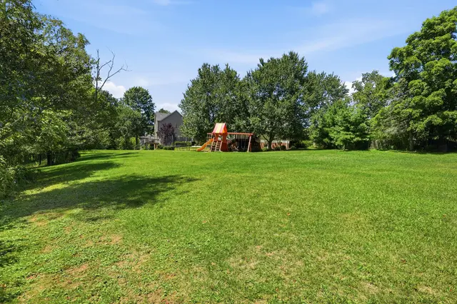 104 Brookshire DRIVE gallery image 44
