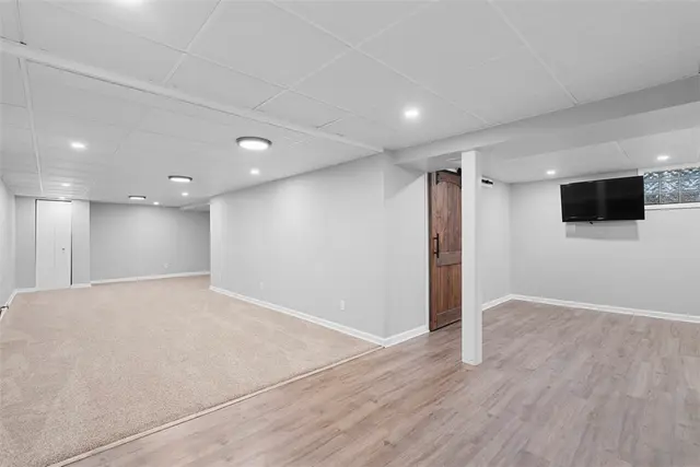 104 Gable Road gallery image 3