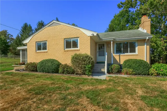 104 Linda Vista Rd