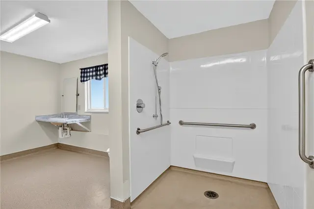 104 SunnyHill Dr gallery image 5