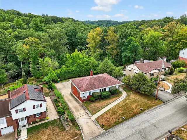 104 SunnyHill Dr gallery image 7