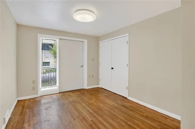 104 SunnyHill Dr gallery image 11