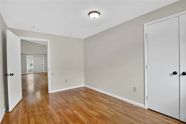 104 SunnyHill Dr gallery image 16