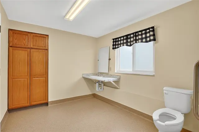 104 SunnyHill Dr gallery image 22