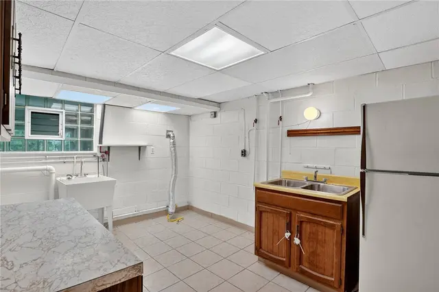 104 SunnyHill Dr gallery image 23