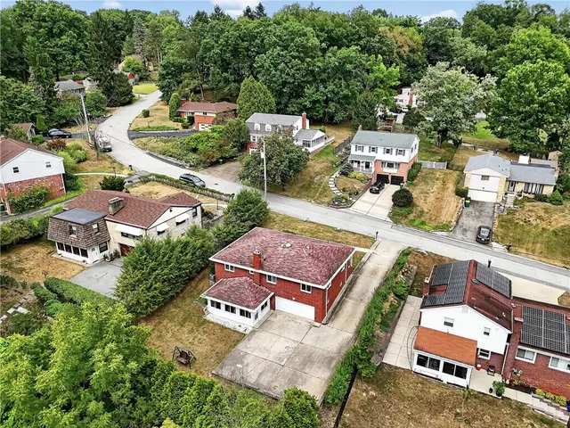 104 SunnyHill Dr gallery image 25