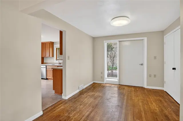 104 SunnyHill Dr gallery image 34