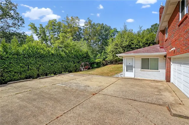 104 SunnyHill Dr gallery image 35