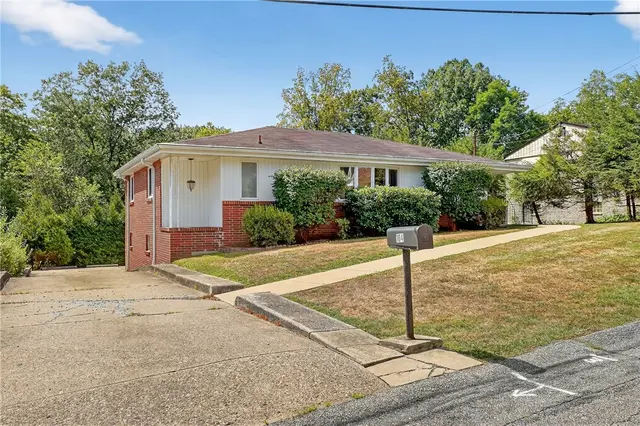 104 SunnyHill Dr gallery image 36