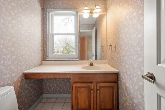 104 Timber Lane Ct gallery image 19