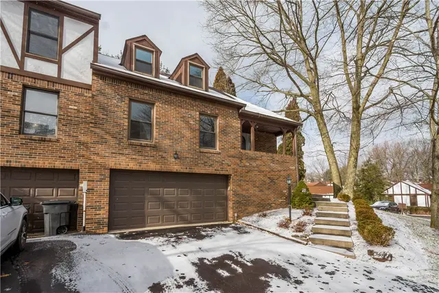 104 Timber Lane Ct gallery image 41