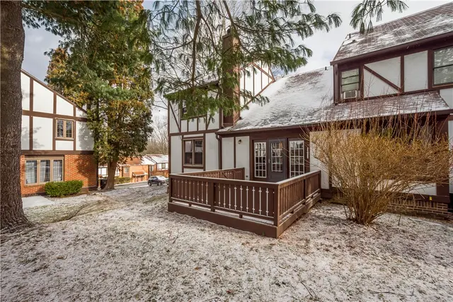 104 Timber Lane Ct gallery image 43
