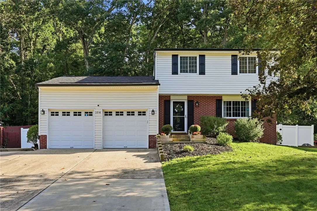104 Valleyview Dr