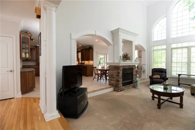 104 Walden Pond Ln gallery image 12