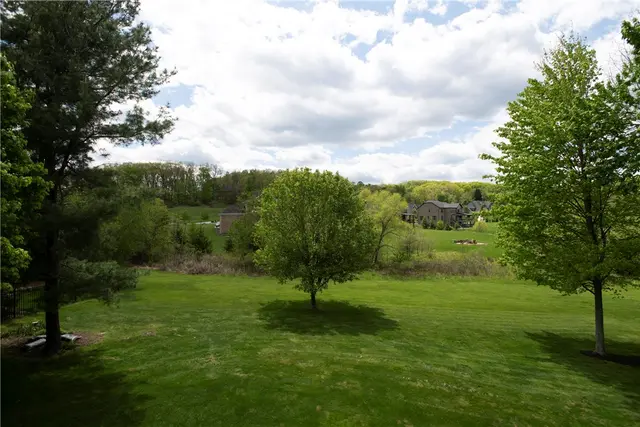 104 Walden Pond Ln gallery image 36
