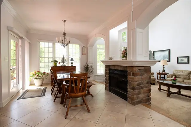 104 Walden Pond Ln gallery image 39