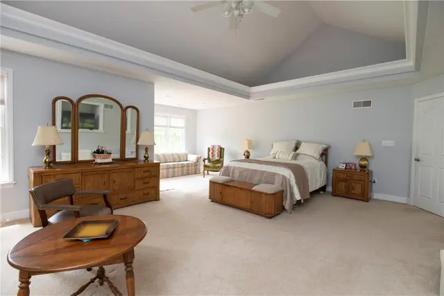 104 Walden Pond Ln gallery image 41
