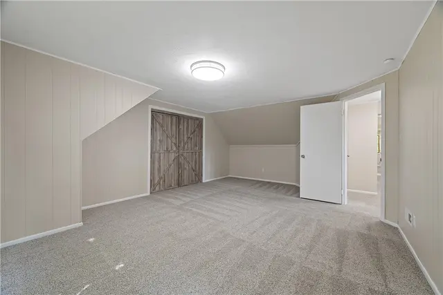 1042 Beacon Hill Road gallery image 4