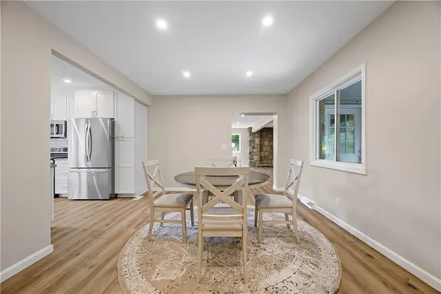 1042 Beacon Hill Road gallery image 9