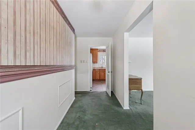 10430 Meinert gallery image 6