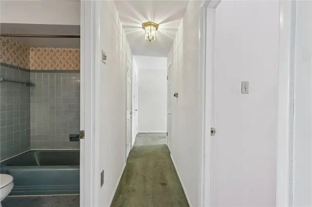 10430 Meinert gallery image 32
