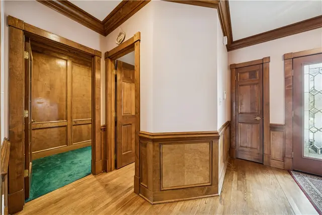 10484 Olde Villa Dr gallery image 15