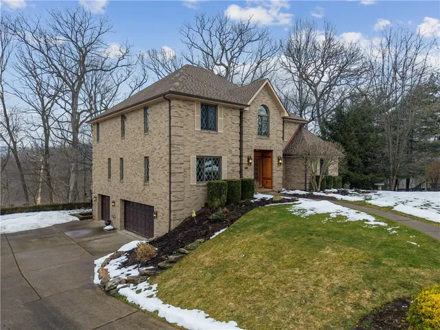 10484 Olde Villa Dr gallery image 18