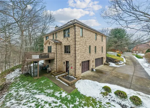 10484 Olde Villa Dr gallery image 20