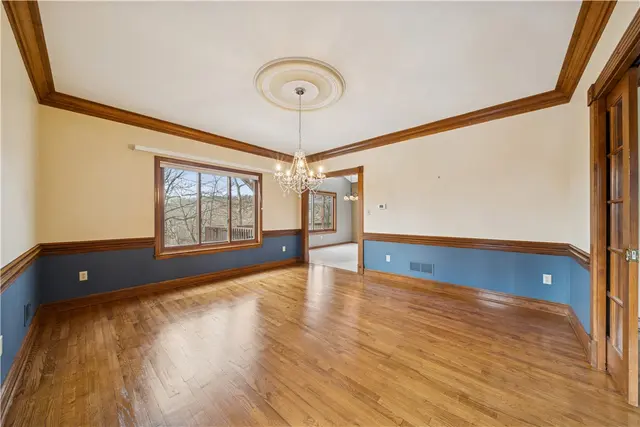 10484 Olde Villa Dr gallery image 25