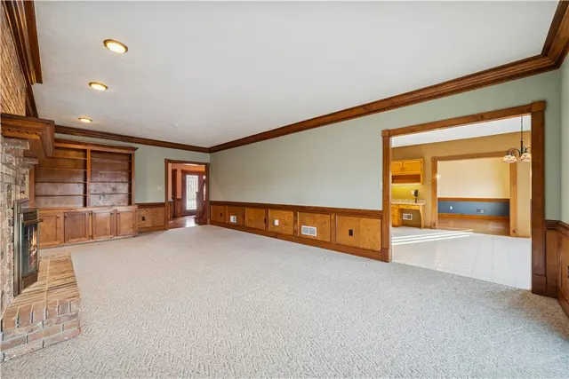 10484 Olde Villa Dr gallery image 28