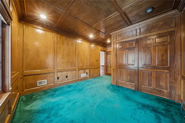 10484 Olde Villa Dr gallery image 31