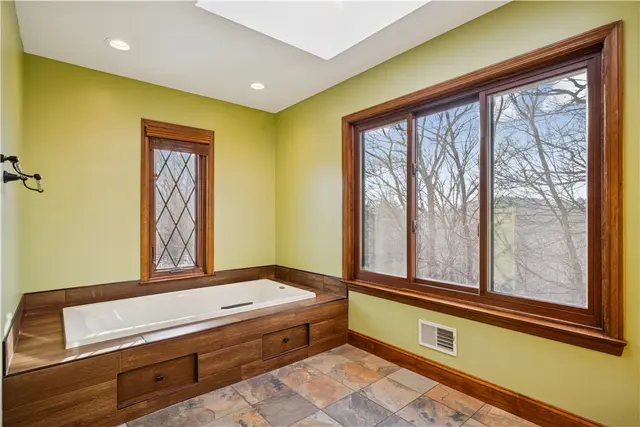 10484 Olde Villa Dr gallery image 37
