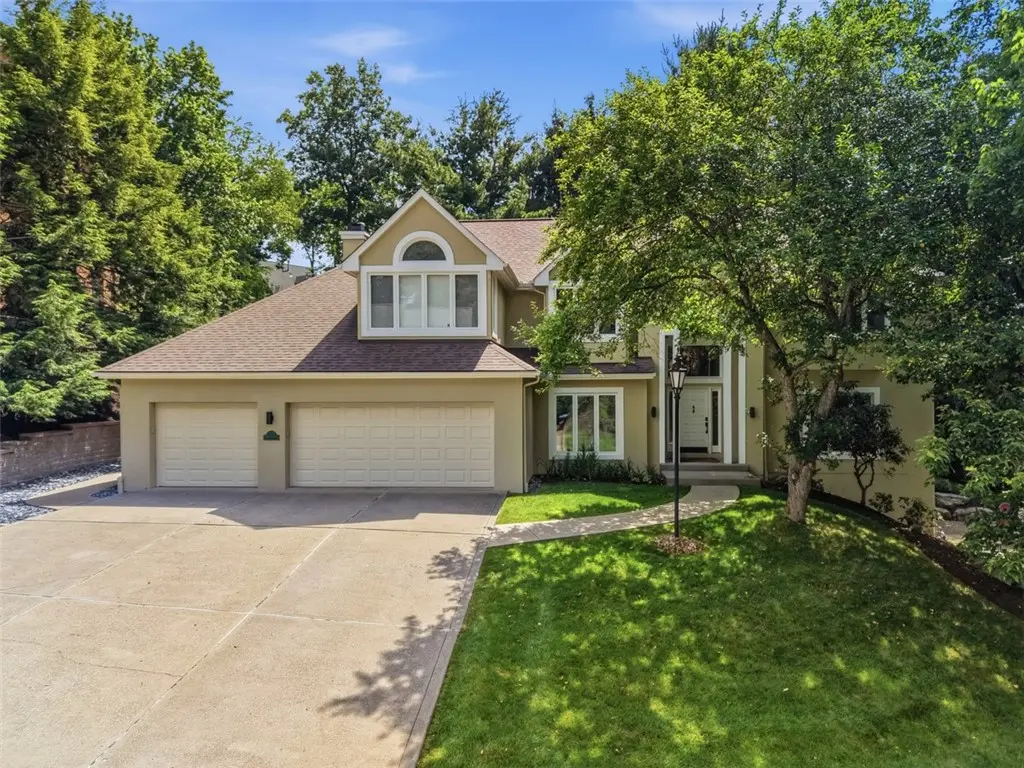 10489 Olde Villa Drive