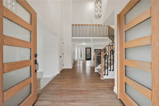 10492 Olde Villa Dr gallery image 7