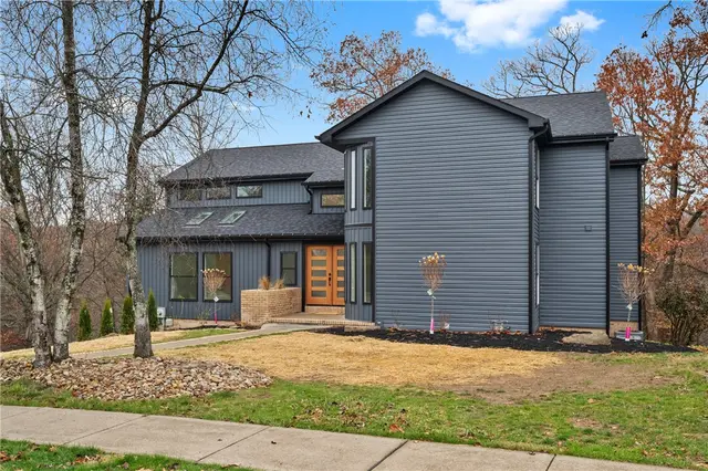 10492 Olde Villa Dr gallery image 21