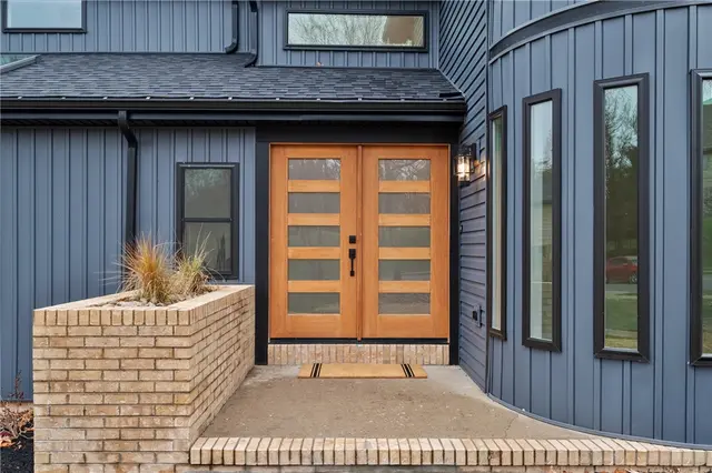 10492 Olde Villa Dr gallery image 37