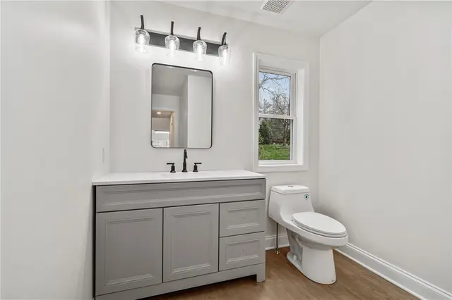 10492 Olde Villa Dr gallery image 43