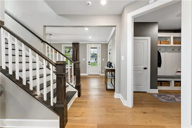 105 Abigail Dr gallery image 13