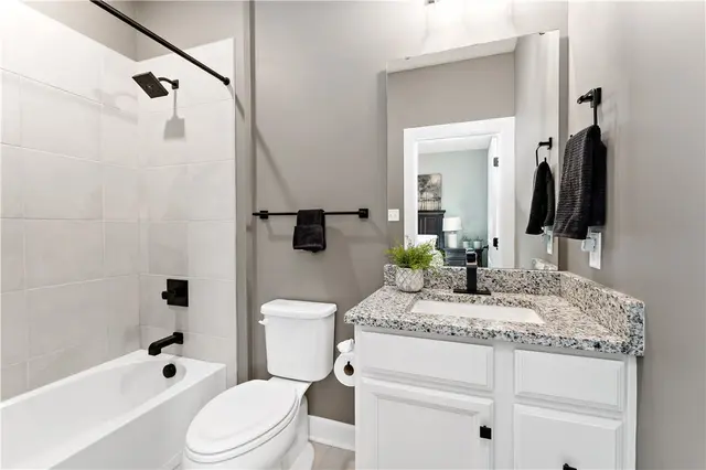 105 Abigail Dr gallery image 19